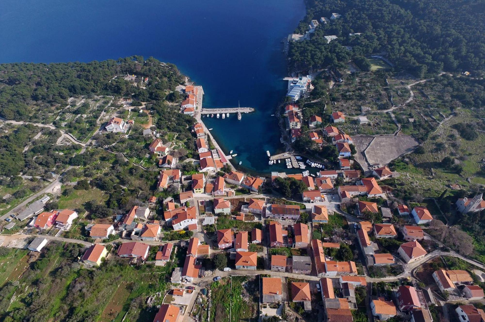 Apartments Olga Божава Экстерьер фото