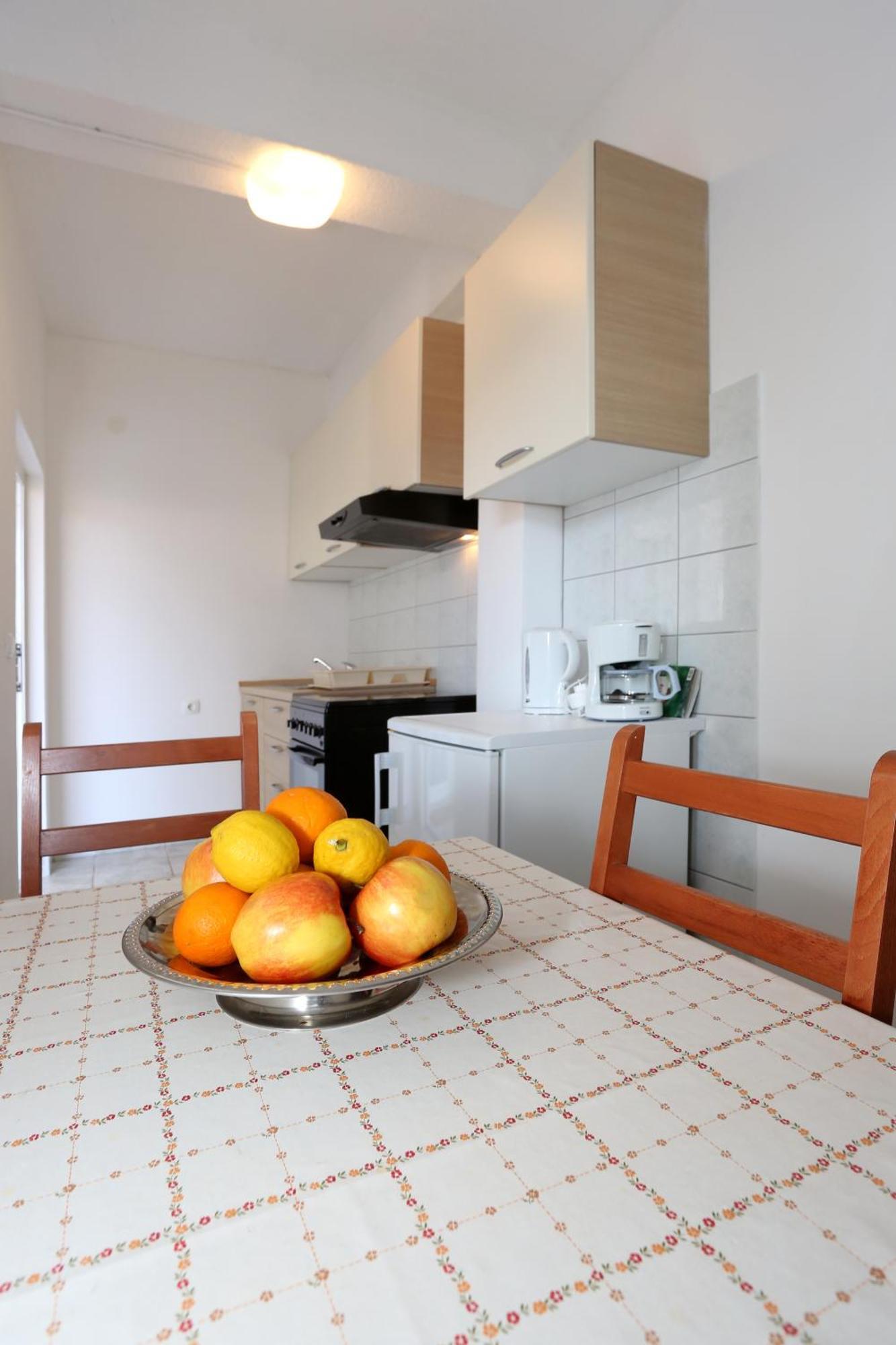 Apartments Olga Божава Экстерьер фото