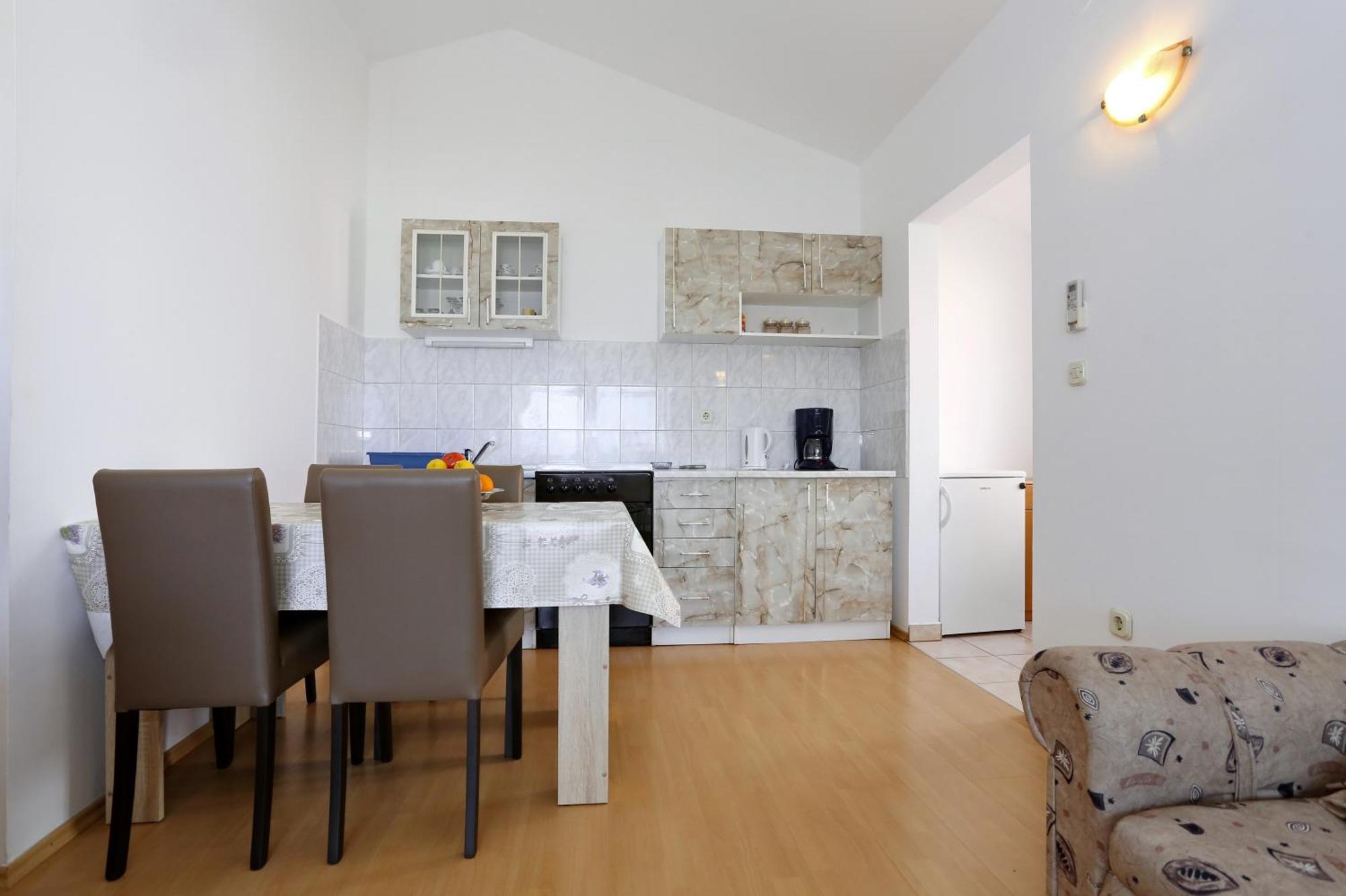 Apartments Olga Божава Экстерьер фото